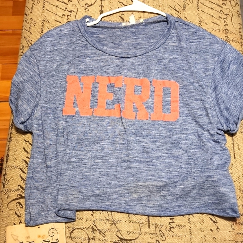Delia's xl cropped Tshirt NERD